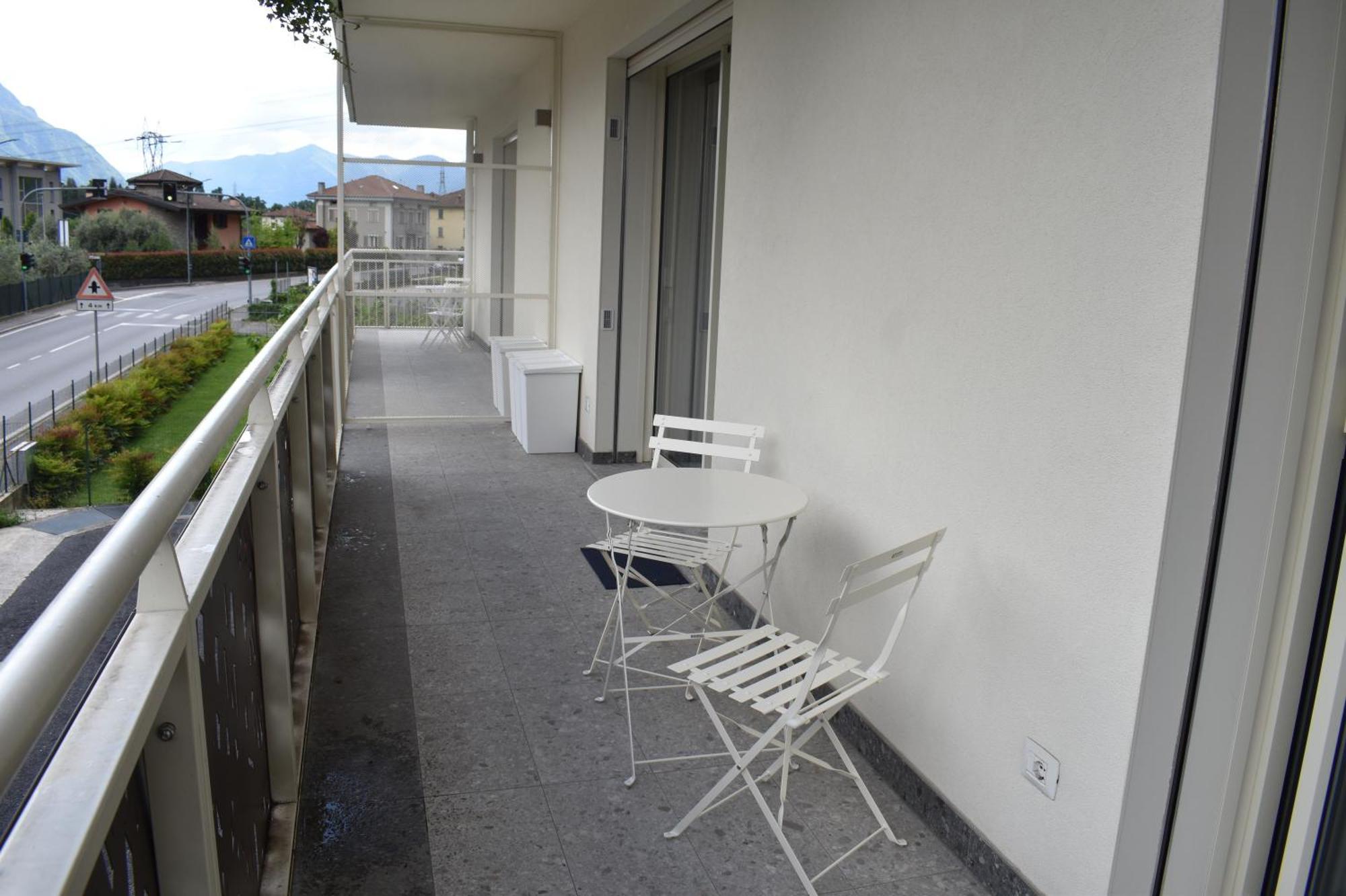 Baia Delle Rose Via Roma 111 Leilighet Costa Volpino Eksteriør bilde